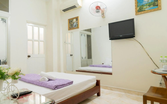 Nhu Huynh Hotel