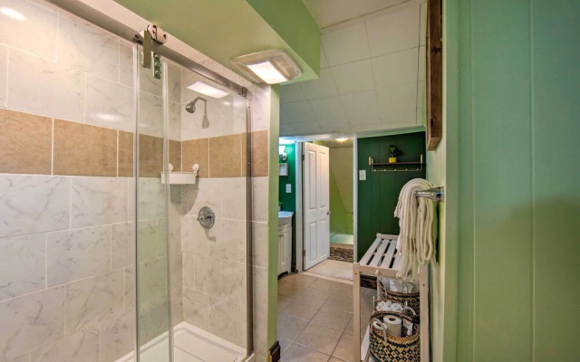 Central Lancaster Home < 1 Mi to Downtown!