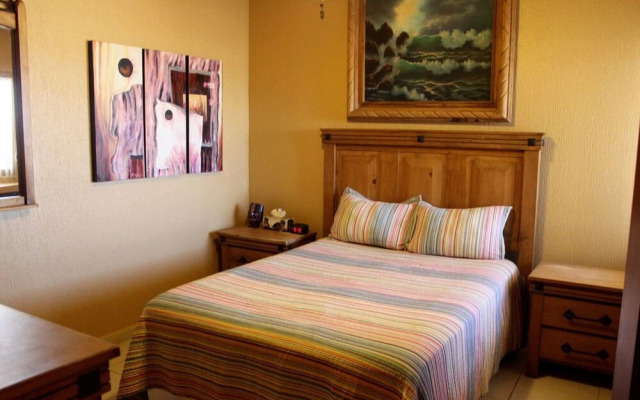 Sonoran Sun 2BR Upper SW 804 by Casago