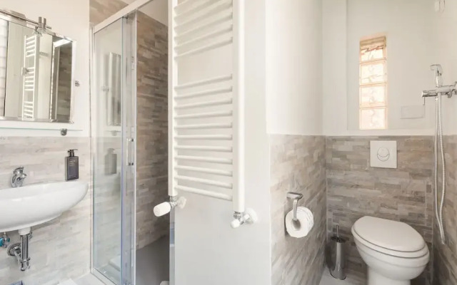 Vatican Beautiful 2Br Apartment With Terrace