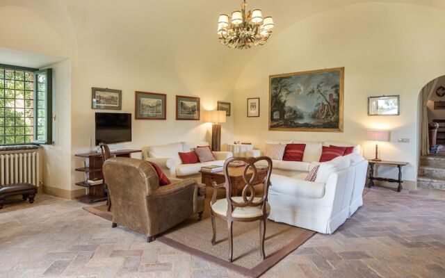 Casale Piattini 10 in Massa Bassa