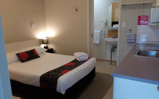 Brisbane Street Studios – Guest Rooms – Brisbane