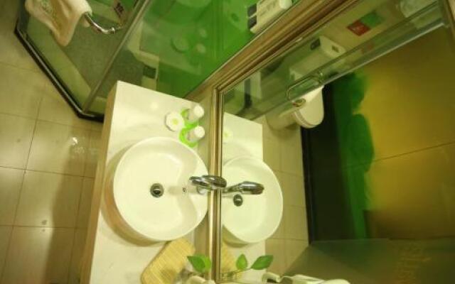 Vatica Anhui Liuan Shucheng County Taoxi Road Hotel