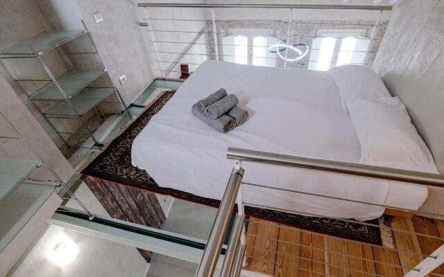 House Of Glass Cathedral View - By House Of Travelers -