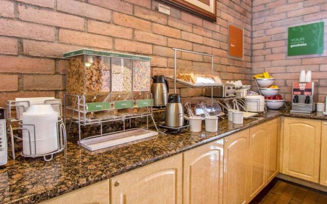 Comfort Suites at Sabino Canyon