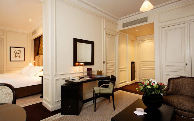 La Tremoille Paris