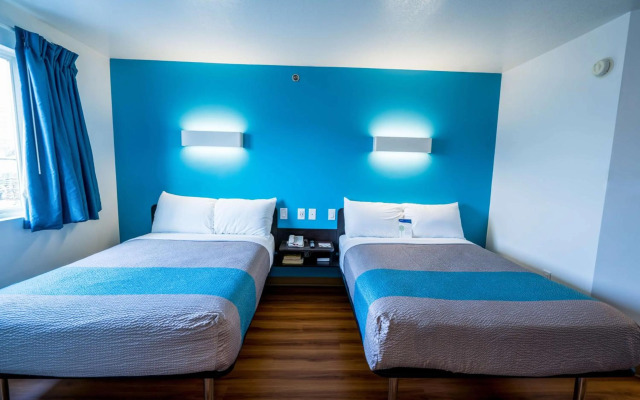 Motel 6 Pottstown, PA