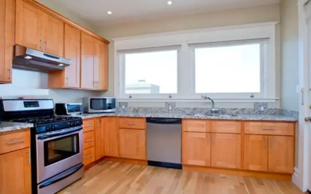 Fishermans Wharf 6 Bedroom Flat