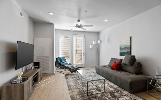 FlatZ 432 Condos By Barsala