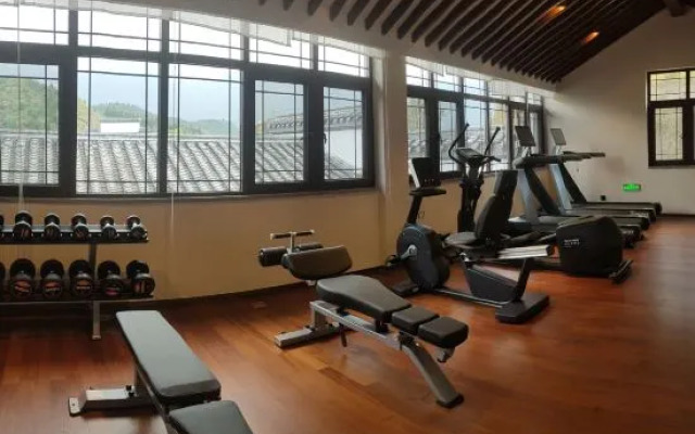 Savile Taoyuan Mountain Residence Hotel (Wugongshan Visitor Center)