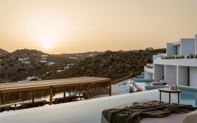 Mykonos Flow - Super Paradise