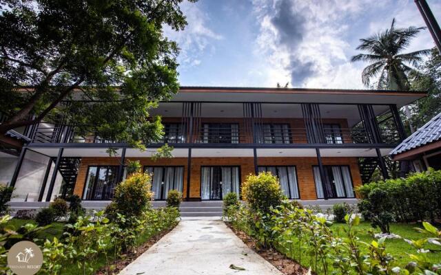 Pak Nam Resort