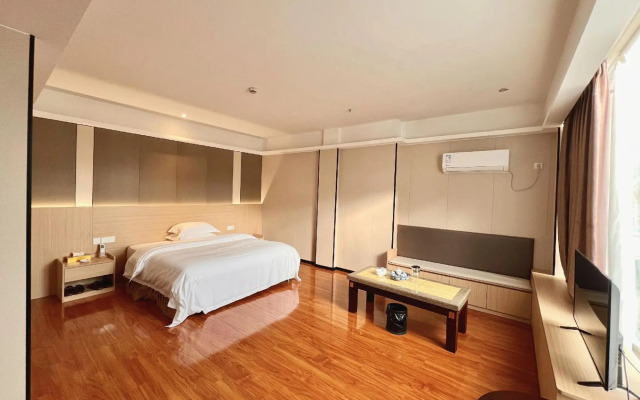 Jinhaiyang Holiday Hotel