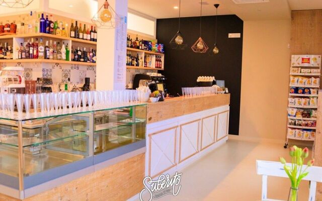 Suberito rooms&bar