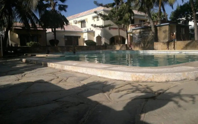 Glory Holiday Resort