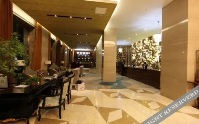 Q+ Huili Mingzhu Business Holiday Hotel