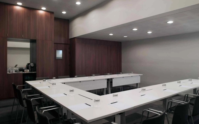 Pullman Paris Tour Eiffel Hotel