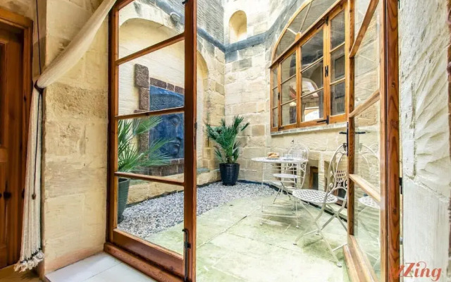Grand Gozo Farmhouse With Games Room Pool
