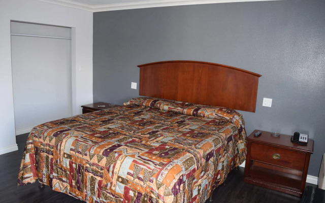 Deluxe Inn Hawthorne