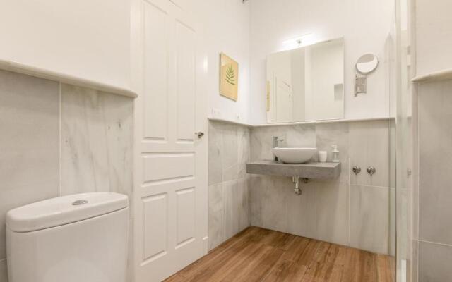 Green - Apartments Mansion Blue Catedral