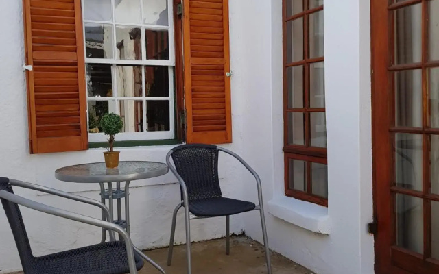 Uniondale Manor Guesthouse