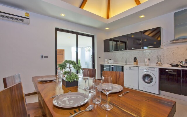 Natural Villa by Holiplanet