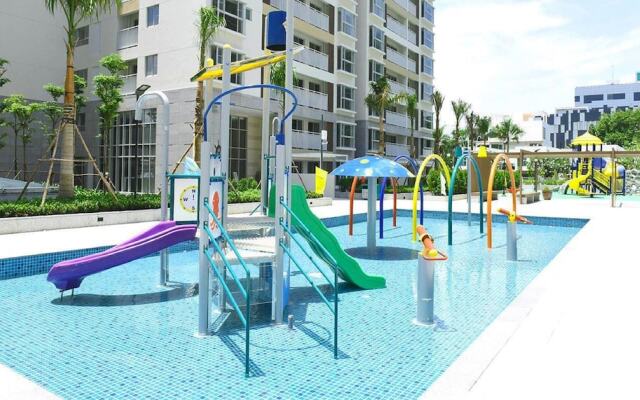 Scenic Valley By Dhome