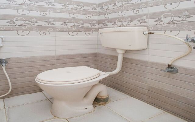 OYO 16514 Ivory Pearl