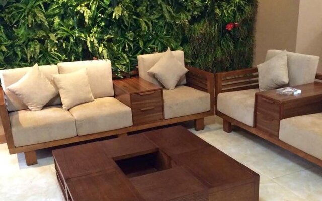 Creative Holiday Hotel