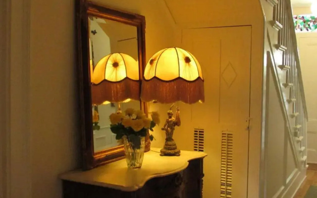 Olallieberry Inn B&B