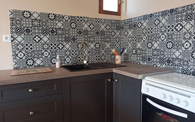 Cozy apartment in Thédirac with a shared swimming pool