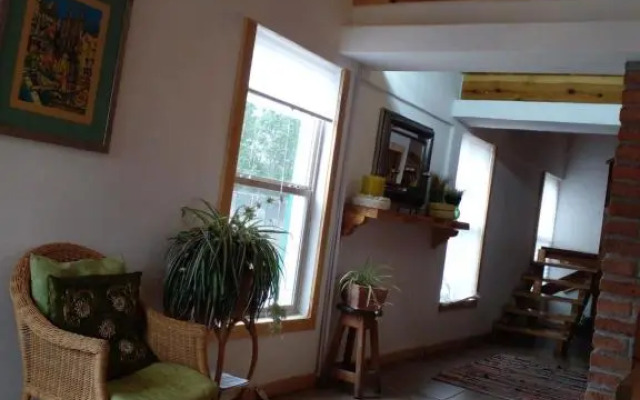 Hermosa y cálida casa tipo cabaña