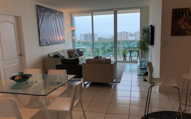 Sunny Isles 2 Bedroom