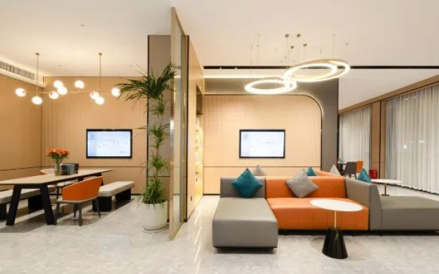 ity Comfort Inn (Guigang International Life Port High-Speed Rail Station Branch) – Guest Rooms – Guigang