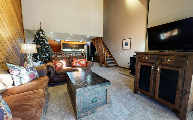 Snowcreek III #415 Condo