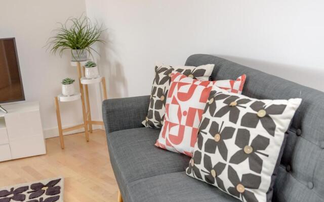 The Sandport Way Residence