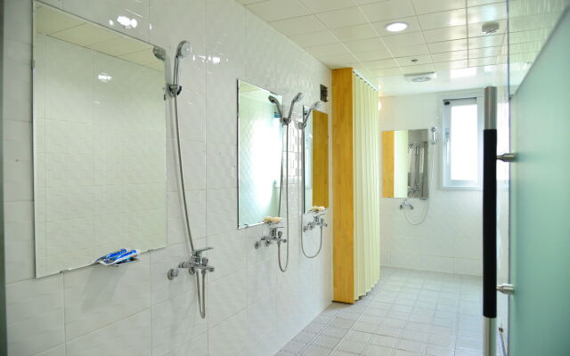 Seom Guesthouse - Hostel