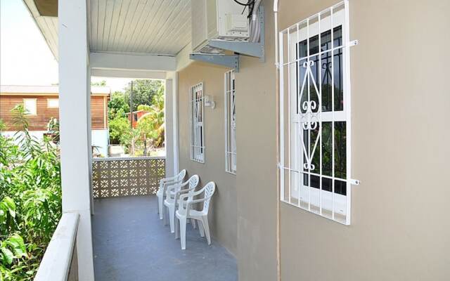 Sundowner Lodge
