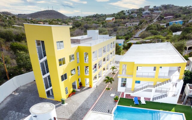 Yellow Home: The Perfect Caribbean Escape!