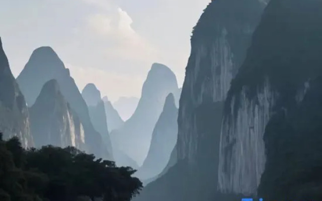 Yangshuo Chashi Hotel (Yulonghe Jiuxian Wharf Branch)