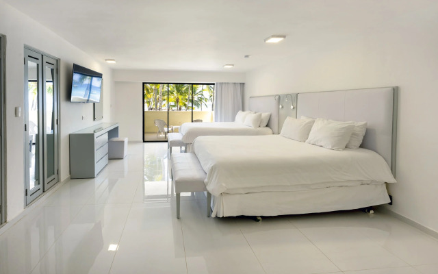 Viva Wyndham Dominicus Beach Resort — All Inclusive