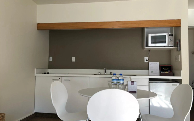 Amity Serviced Apartments