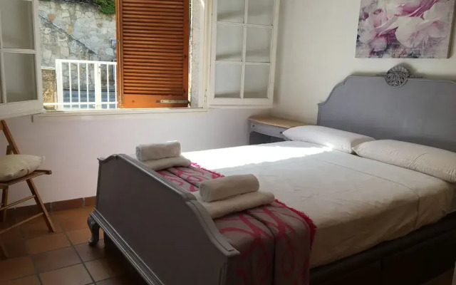 Blanca Paloma Holiday House