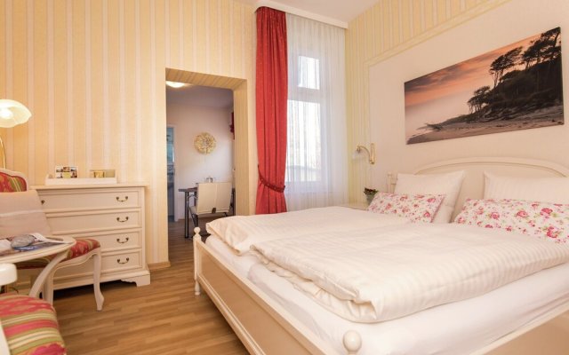 Welcoming Apartment in Warnemünde near Sea Beach