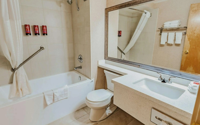SureStay Plus by Best Western Coquitlam
