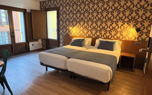 León Center Rooms