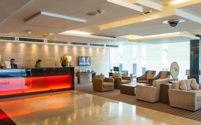 Oakwood Residence Sukhumvit 24 Bangkok