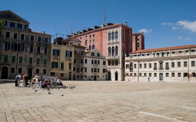 City Apartments Rialto Market