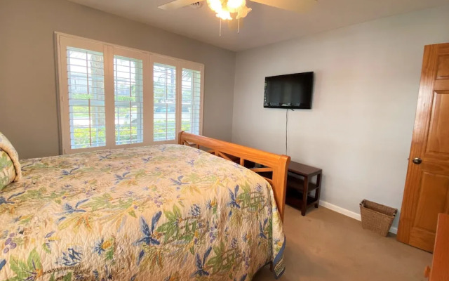 The Salty Sol 6 Bedroom Home