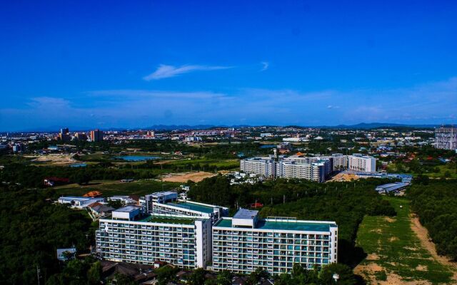 Dusit Grand Condo View Jomtien